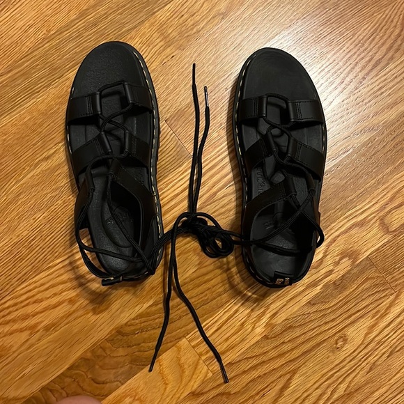 New Dr Martens Nartilla Leather Gladiator Sandals Black size 9 - Picture 16 of 16